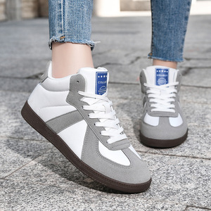 2026 vintage casual sports shoes with fashionable color combination design, suede double leather customized upper - Product Image 3