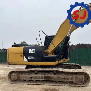 Vente à bas prix d'une excavatrice d'occasion CAT 323D2L, spécialement conçue pour les travaux de chantier - Product Image 5