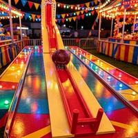 Machine de jeu de bowling interactive commerciale portable à taille réglable avec piste incurvée pour défi de bowling à rouleaux de carnaval