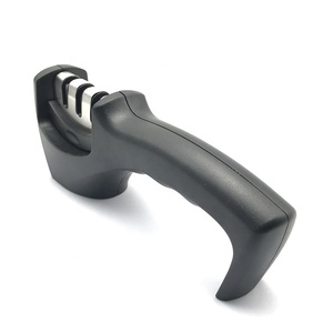 Aiguiseur <span class=keywords><strong>de</strong></span> couteaux manuel à 3 fentes fritté <span class=keywords><strong>Meule</strong></span> à angle fixe Pierre à aiguiser les couteaux à trois étages pour <span class=keywords><strong>la</strong></span> maison - Product Image 6