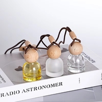 Flacon de parfum de luxe en verre avec bouchon en bois massif, rechargeable et recyclable, flacon de parfum haut de gamme pour la décoration de voiture