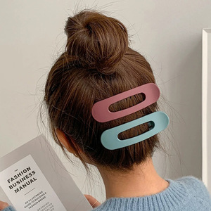 Pinza de pelo grande de 13 cm de resina plástica para mujer, accesorio para el cabello para uso diario en la parte posterior de la cabeza - Product Image 1