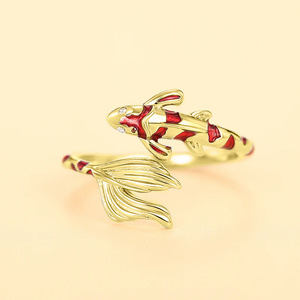 Anello Aperto a Forma di Pesce Koi per Donne, Design Regolabile per Uso Quotidiano - Product Image 2