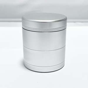 Meuleuse sans dents en métal personnalisée 50MM 63MM 4 couches meuleuse en alliage d'aluminium - Product Image 4