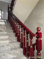 Main courante en bois massif au design moderne pour escalier intérieur, baie vitrée, balcon, rambarde et rambarde pour villas et hôtels