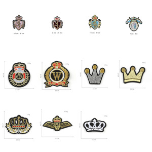 Écussons de haute qualité personnalisés avec broderie en fil d'or, motif couronne, à nouer sur l'épaule - Product Image 2