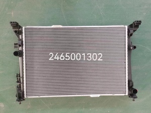 Produttore di radiatori per Mercedes-Benz CLA/CLASS/GLA/Grade A/<span class=keywords><strong>B</strong></span> sistema di raffreddamento per auto radiatore in alluminio OEM A2465001303 - Product Image 2