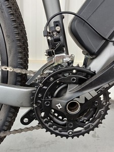 Vélo de montagne électrique KCLAMBER 27,5 pouces avec moteur arrière de 250 W, frein à disque hydraulique, vélo électrique 8 vitesses avec batterie amovible - Product Image 5
