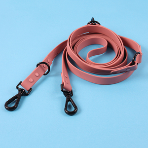 Correa para Perros con Logotipo Personalizado, Color Personalizado, para Exteriores, Recubierta de PVC, Impermeable, Portátil, Manos Libres - Product Image 1