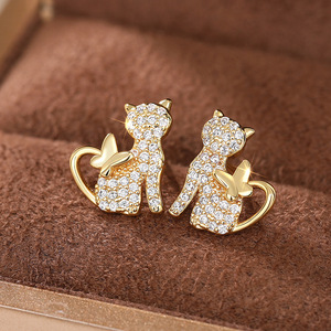 Boucles d'oreilles clous papillon chat pour femme, design animal mignon, accessoires d'oreille pour le bureau et le quotidien - Product Image 1