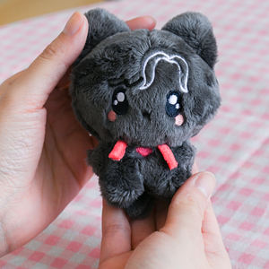 Petits jouets en peluche doux, accessoires de sac à dos, breloques de sac, cadeaux chat noir anime, porte-clés en peluche mignons, peluches personnalisées - Product Image 4