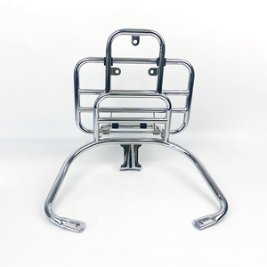 Portapacchi Posteriore di Qualità OEM con Schienale Verniciato Cromo in Acciaio Inox per <span class=keywords><strong>Vespa</strong></span> <span class=keywords><strong>GTS</strong></span> <span class=keywords><strong>300</strong></span> - Product Image 4