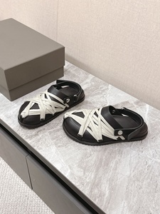 Handmade top-quality leather shoelaces couple slippers with <b>soft</b> <b>sole</b> and anti-slip design, suitable for casual hiking. - Product Image 2