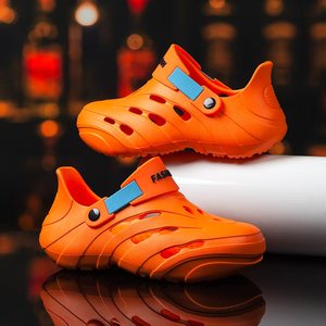 2023 été unisexe adulte classique sabots lumière douce plate-forme Salsa plage jardin chaussures avec semelle intérieure EVA caractéristique de Massage populaire - Product Image 4