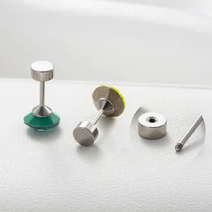 Orecchini minimalisti multicolor rotondi di cristallo austriaco con cartilagine HENGSEN avvitano indietro gioielli piercing a elica in acciaio inossidabile