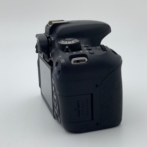 กล้อง <span class=keywords><strong>Canon</strong></span> 800D มือสองของแท้, กล้อง DSLR ความละเอียด 24.2MP หน้าจอสัมผัส+Wi-Fi, กล้องดิจิตอล ถ่ายวิดีโอ 1080p เหมาะสำหรับการวีล็อกกิ้งและการเดินทาง - Product Image 3
