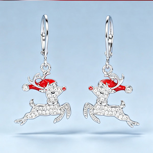 Orecchini Pendenti a Forma di Renna Natalizia per Donne, Gioielli Festivi con Cappello di Babbo Natale in Smalto - Product Image 2