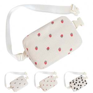 Sac banane tendance personnalisé avec patch pour filles, sac à bandoulière pour femmes et enfants, sacs imprimés adorables - Product Image 1