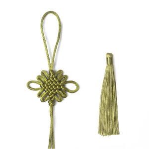 Pendentif tissé en nœud chinois, nœud carré à six pans avec pompon, ornement décoratif pour la décoration du Nouvel An, matériau en polyester - Product Image 5