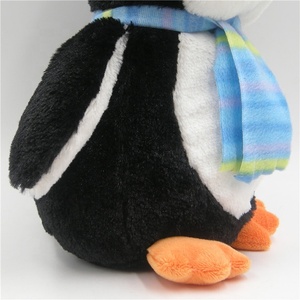 Juguetes de Peluche de Pingüino Baratos, Pingüino de Ojos Grandes con Bufanda - Product Image 4