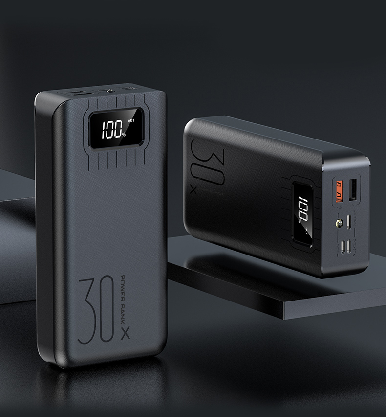 Power Bank 30000mAh Con Cavo Integrato, PD 22.5W Ricarica Rapida, 4 Uscite E 2 Ingressi, Torcia LED, Batteria Esterna Portatile