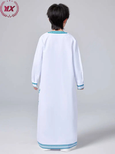 Abito <span class=keywords><strong>arabo</strong></span> <span class=keywords><strong>bianco</strong></span> fatto a mano da bambino ricamo blu tradizionale Design a maniche lunghe personalizzabile a colori in poliestere per ragazzi - Product Image 5
