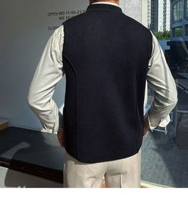 Chaleco para hombre, diseño sin mangas de punto con cuello en V, versátil para tres estaciones, estilo casual - Product Image 4