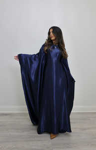 Abaya Leduo Personalizada de Lujo en Satén Azul Marino con Mangas - Elegante Vestido Kaftán Modesto para Mujer - Product Image 2