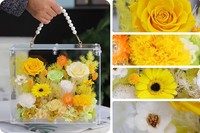 Boîte à fleurs éternelles mixtes préservées en acrylique avec poignée chaîne de perles, décoration florale romantique pour la maison, cadeau de vacances