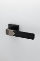 Poignée de porte géométrique moderne Ensemble de leviers à rosace carrée Quincaillerie intérieure Verrouillage de la vie privée de passage Finition noire mate chromée dorée