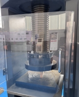 Máquina de prueba de compresión manual con pantalla digital 2000KN para cemento de hormigón Software de generación automática de metadatos incluido