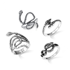 Anillo de Aleación Electrochapado con Estampado de Serpiente para Hombre, Estilo Punk, Personalizado, Europeo y Americano - Product Image 5