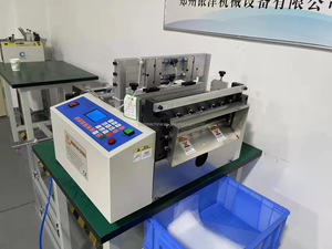Machine automatique de fabrication de sacs en polyéthylène thermorétractable, machine de fabrication de sacs en plastique et en PP non tissé - Product Image 4
