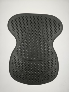 Tapis de selle sur mesure en gel de silicone antidérapant en peau de mouton, prévient les maux de dos chez les chevaux, tapis de selle noir en PP avec maille - Product Image 3