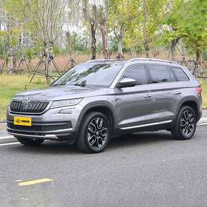 Skoda <span class=keywords><strong>Kodiaq</strong></span> d'occasion 2017 TSI380 2.0T 220HP <span class=keywords><strong>4x4</strong></span> VUS haut de gamme 7 places pour tout-terrain et autoroute, véhicule familial certifié <span class=keywords><strong>4x4</strong></span> - Product Image 1