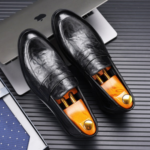 รองเท้าโลฟเฟอร์หนังลำลองสำหรับผู้ชาย พื้นนุ่ม สวมใส่สบาย สีดำและสีน้ำตาล สำหรับวัยรุ่นอายุ 18-40 ปี - Product Image 1