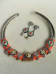 Conjunto de Collar Hasli de Estilo Antiguo de Imitación, Trabajo de Perlas en Dos Tonos, Hecho a Mano, Ajustable, Estilo Tradicional Único, Listo para la Venta - Product Image 4