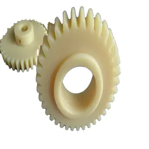 Engranaje pompón personalizado resistente al desgaste, fabricante de procesos cnc, mini engranajes de plástico de nailon