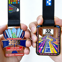 Vente en gros de médailles sportives en métal, laiton et alliage de zinc, personnalisables, design économique, pour Taekwondo, Badminton, Basketball, Marathon, avec récompenses 3D