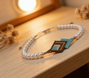 Braccialetto Semplice e Classico con Perle Bianche Miyuki Intrecciate a Mano, Vendita Diretta dalla Fabbrica, Motivo a Diamante - Product Image 2
