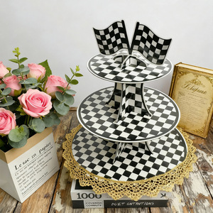 Support à gâteau à trois niveaux en papier à carreaux noir et blanc pour décorations de fête sur le thème des courses, présentation de table d'anniversaire - Product Image 2