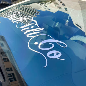 สติกเกอร์ติดรถยนต์แบบไดคัทกันน้ำ พิมพ์ลายโลโก้ตามสั่ง ตัวอักษรติดกระจกรถยนต์ ดีไซน์สติกเกอร์ไวนิลติดกันชนรถยนต์ตามสั่ง - Product Image 4