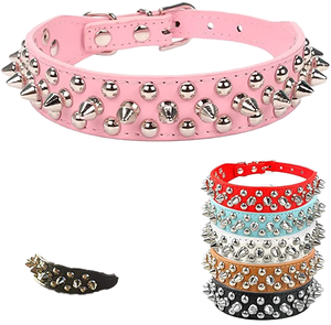 Verstellbares, umweltfreundliches Hundehalsband für alle Jahreszeiten, modisches, einfarbiges Design mit Nieten, wasserdichtes PU, schlichter Stil für Haustiere - Product Image 1