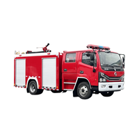 Camion de lutte contre l'incendie de moteur de pompiers de mousse de sauvetage de l'eau du dongfeng 4X2 165HP D7 à vendre