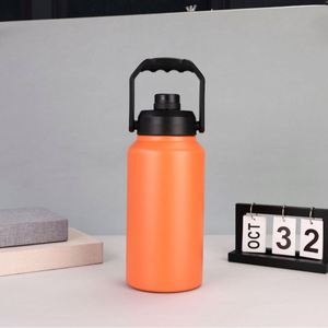 Bouteille d'eau isotherme en acier inoxydable de 128 oz (un gallon) avec couvercle à paille, double paroi sous vide - Product Image 6