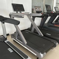 Treadmill Listrik Komersial Laris Manis dengan Operasi Keyboard, Mesin Lari Kardio Heavy-Duty untuk Pusat Kebugaran