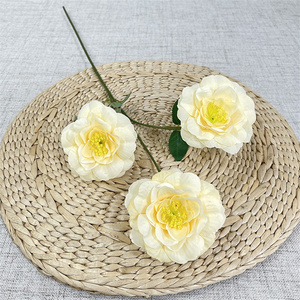 Nouvelles tiges de pivoines artificielles blanches à 3 têtes, en soie, pour arrangements floraux à la maison ou à l'hôtel - Product Image 6