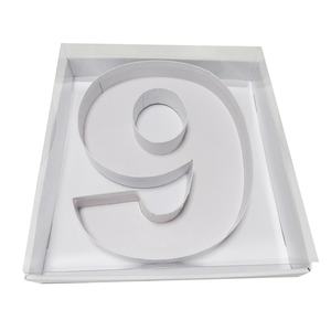 Assiette en carton blanche en forme de lettre pour sushis, desserts et plateaux de collations - Product Image 5