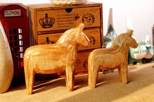 Caballo <span class=keywords><strong>Dala</strong></span> de madera hecho a mano, 2 piezas/juego, arte folclórico nórdico, estilo natural, decoración para el hogar, figura decorativa - Product Image 3