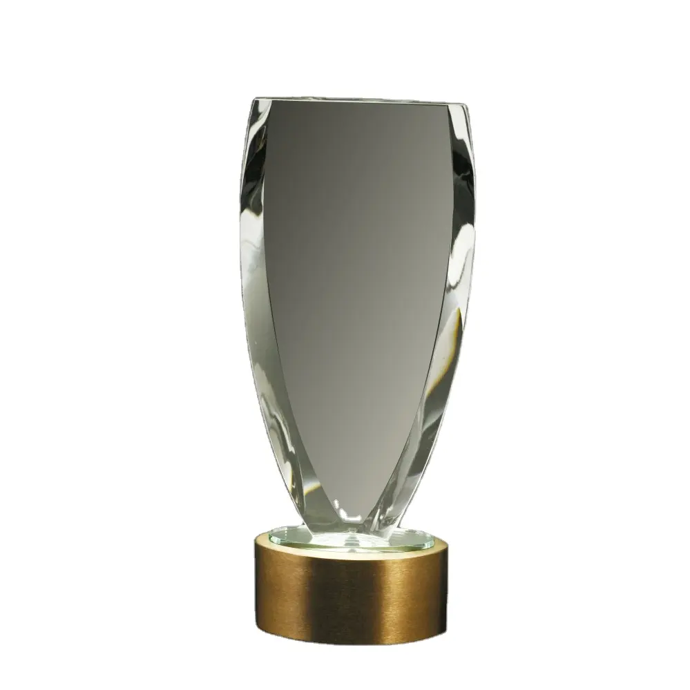 Сувенирный подарок на заказ хрустальный стеклянный трофей с металлическим основанием